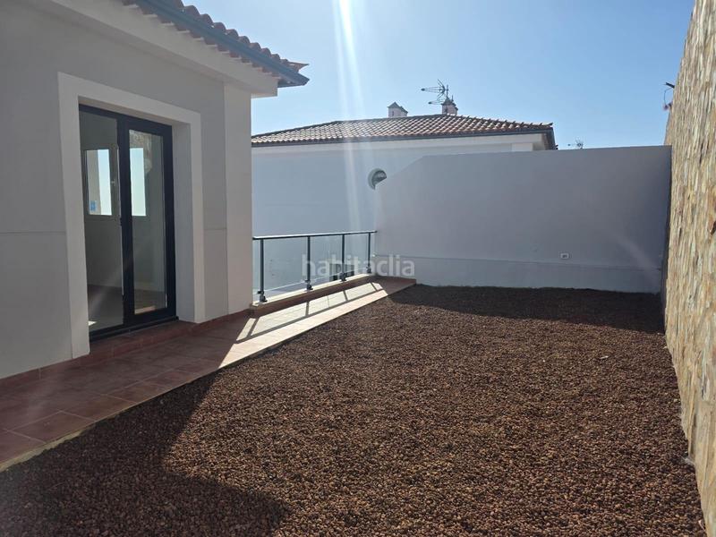 Foto 2f74da84-2114-44d8-a654-c513c76f7d8b. Towny house with parking in Guamasa - El Ortigal - Los Rodeos San Cristóbal de La Laguna