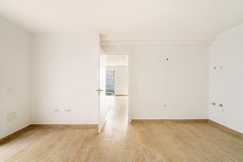 Foto fea8a4b5-77ab-4cce-9ef8-54bb945ef062. Towny house with parking in Guamasa - El Ortigal - Los Rodeos San Cristóbal de La Laguna