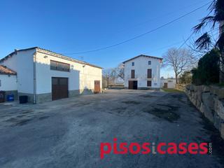 House in Tona. Finca a tona