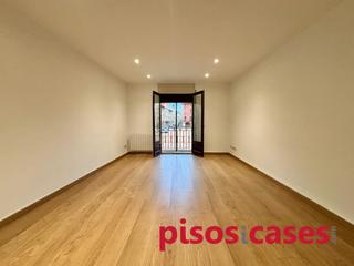 Location Appartement  Plaça major. Bonic pis a la  plaça major