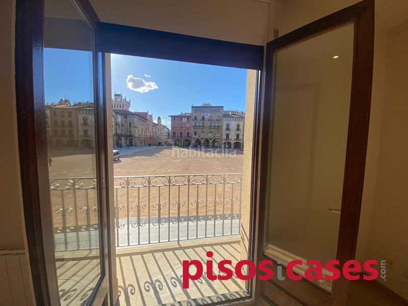 Foto 95156b96-5cb6-459b-8626-70358f5aa18b. Location appartement avec chauffage dans Centre Vic