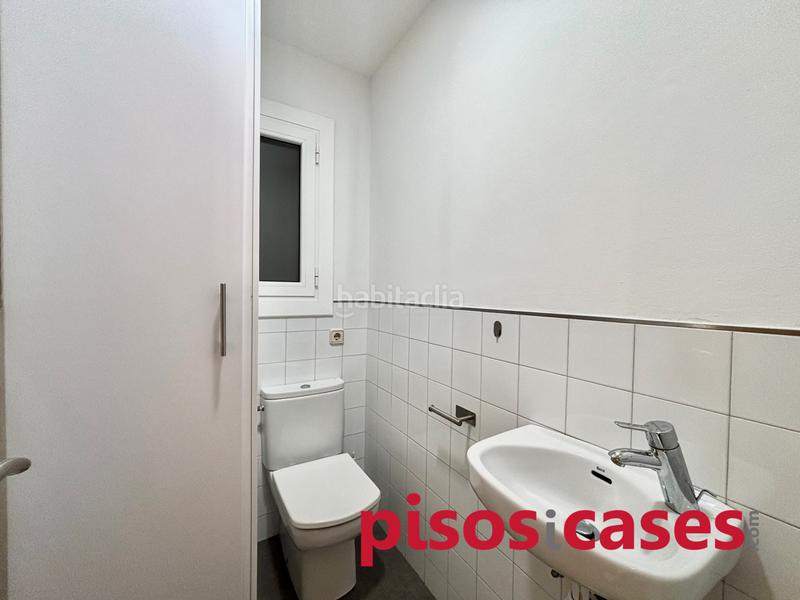 Foto 4d5e10e0-82da-4d61-8a8b-70e5e19a81f7. Rent flat with heating in Centre Vic