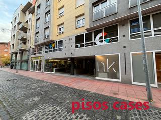 Autoparkplatz in Carrer de l'arquebisbe alemany 39. Plaça de pàrquing al carrere arquebisbe alemany