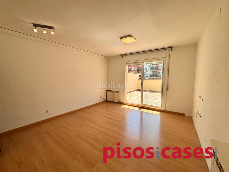Foto 0b76f205-8a35-47b6-b200-2dad2be37d25. Piso pis amb terrassa en Caputxins-Ambulatori Vic