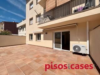 Appartement  Carrer raval cortines 47. Pis amb terrassa