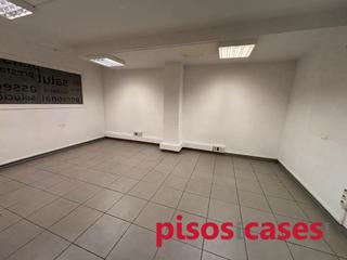 Rent Office space in Passatge de can mastrot 1. Oficina al centre de vic