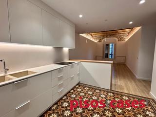 Affitto Appartamento  Plaça major. Pis plaça major