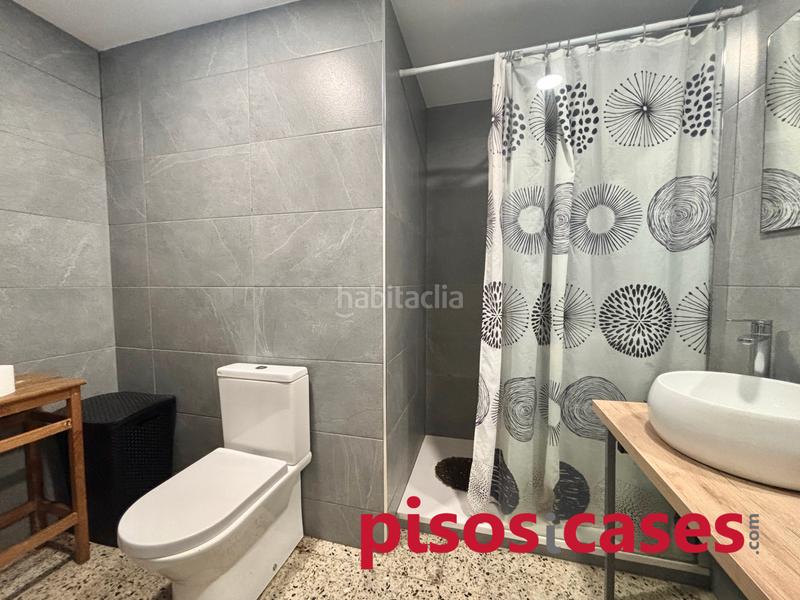 Foto 7423aee1-8186-46a6-9909-f7b02c27aef0. Pis amb calefacció aparcament a Remei-La Guixa Vic