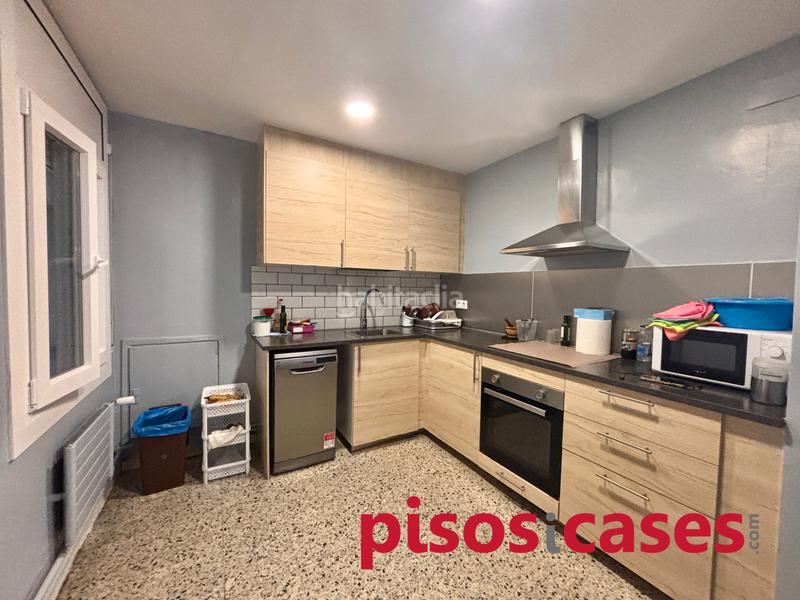 Foto e952a1c8-5bbf-4317-bbe3-2fa71a8a2a10. Pis amb calefacció aparcament a Remei-La Guixa Vic