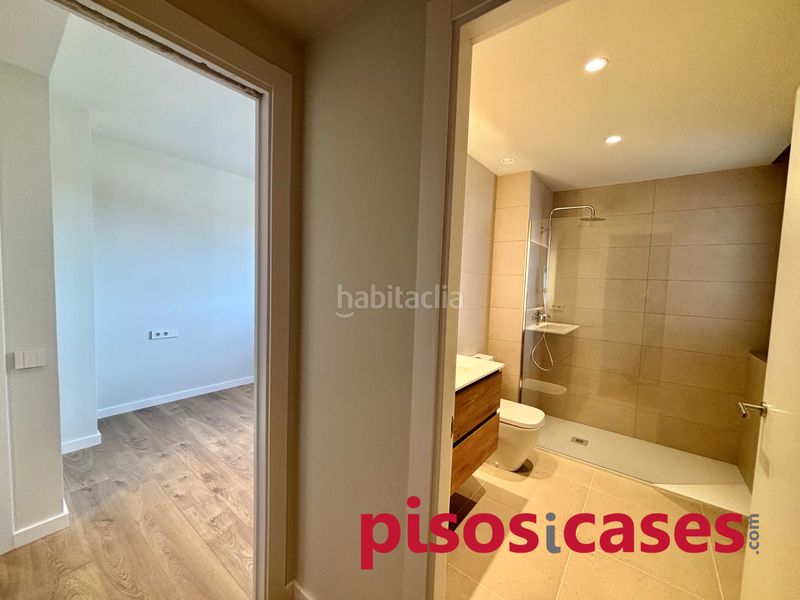 Foto 082be0df-27f2-4a18-95f0-a4b853415f1b. Piso 123m<sup>2</sup> en carrer josep ventura 53 pis 4 habitacions, piscina comunitària en Tona