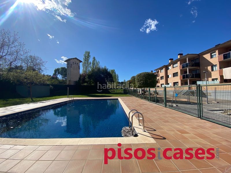 Foto 582e629a-fa78-4a22-8a08-30aad5e7ff6c. Piso 123m<sup>2</sup> en carrer josep ventura 53 pis 4 habitacions, piscina comunitària en Tona