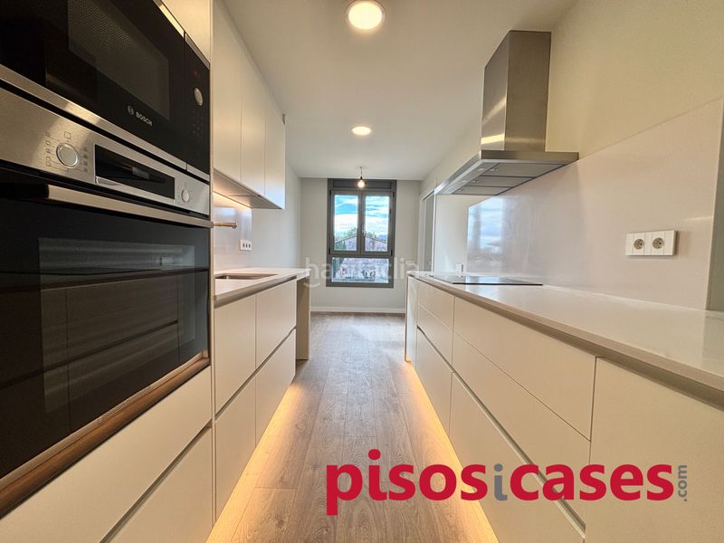 Foto 79241b63-62a4-4da7-9427-e2d29e40cb14. Piso 123m<sup>2</sup> en carrer josep ventura 53 pis 4 habitacions, piscina comunitària en Tona