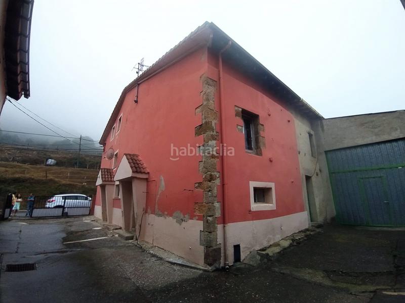 Foto c26ed508-9719-4c57-b7a1-6a43ac8b0b42. Casa con riscaldamento parcheggio in Santiurde de Reinosa