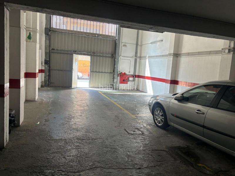 Foto 420d5fff-5ac7-4376-8603-5c9fa39c1333. Parking coche ultima plaza de garaje en Inmobiliaria - Barreda Torrelavega
