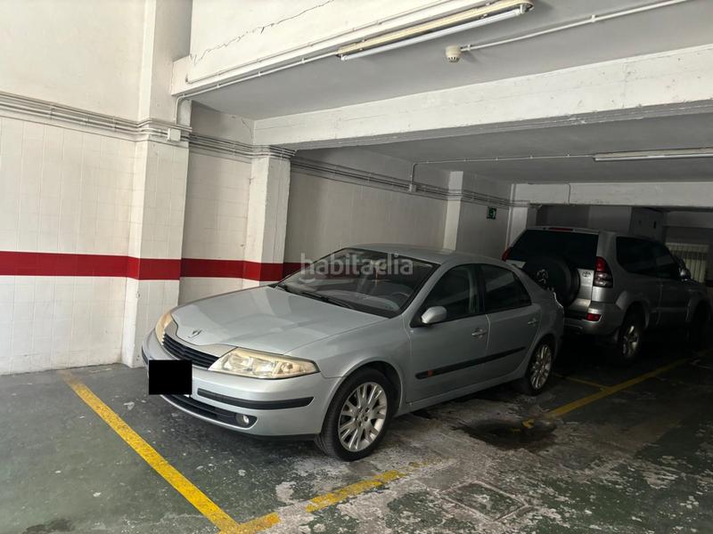Foto 78df97ef-33d4-495c-9f10-4d5bec9715cf. Parking coche ultima plaza de garaje en Inmobiliaria - Barreda Torrelavega