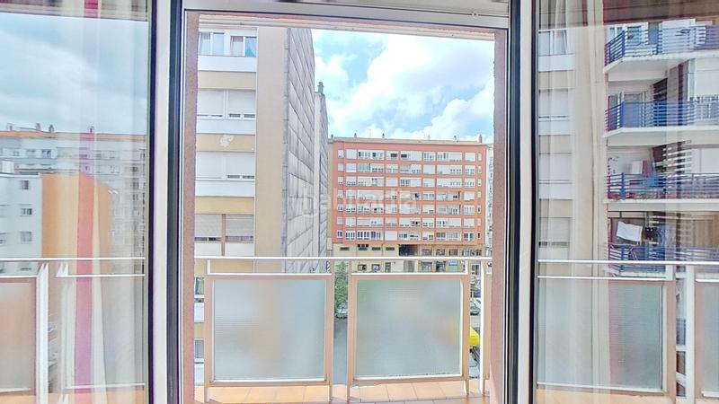 Foto 7aafc0a5-0848-4545-aecf-4f4e22c6d17c. Piso en Torrelavega - cl berta perogordo 11 soleado piso de tres dormitorios con terraza, garaje y trastero en pleno Centro en Torrelavega
