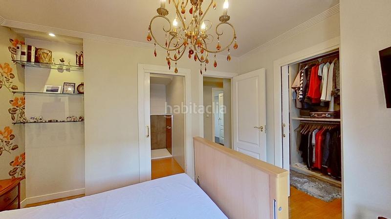 Foto f1c5f997-f692-476c-9a52-c5d37e92282f. Piso en Torrelavega - cl berta perogordo 11 soleado piso de tres dormitorios con terraza, garaje y trastero en pleno Centro en Torrelavega