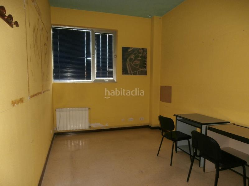 Foto 0b256281-a48c-432e-b221-dbf81ed1d335. Location local commercial dans Torrelavega - avenida besaya 12 dans Torrelavega