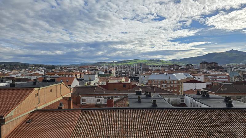 Foto 5c2a65f3-614d-4864-8b44-76789302921b. Appartamento in Torrelavega - cl del poeta jose l hidalgo 4 in Torrelavega