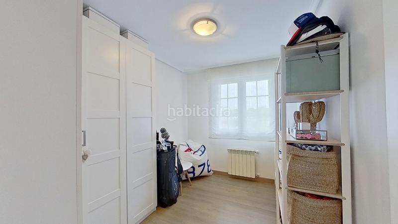 Foto b43916ae-bf61-4554-9ead-3c57744c4730. Appartamento con riscaldamento in Somo Ribamontán al Mar