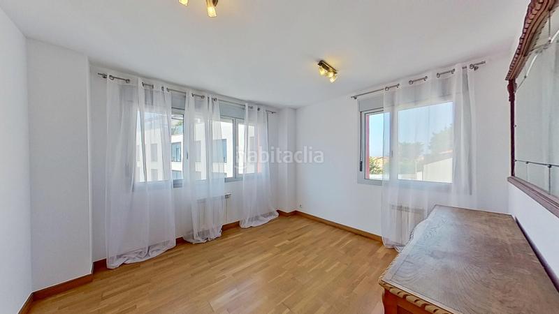 Foto 17da818b-aa8e-4c09-b72e-c3d65b8f4b9f. Piso dúplex con terraza con vistas al mar en Liencres Piélagos