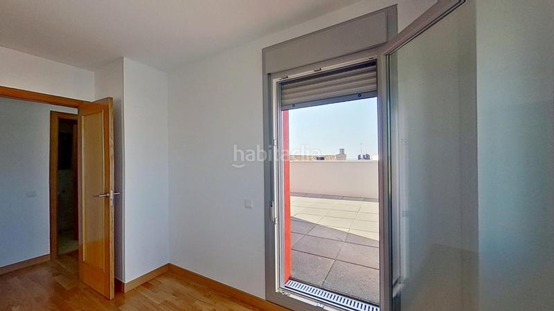 Foto 8eab3552-b2ff-4251-ac3d-5eece5b0d5d4. Piso dúplex con terraza con vistas al mar en Liencres Piélagos