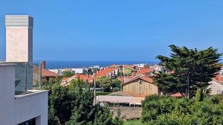Pis  Liencres - barrio reigadas. Dúplex con terraza con vistas al mar
