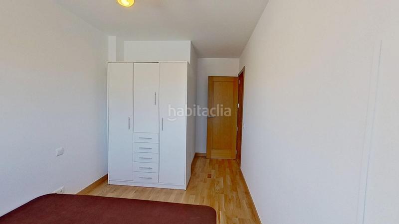 Foto d484316d-a5c0-4c36-8b0c-1a77a1791c45. Piso dúplex con terraza con vistas al mar en Liencres Piélagos