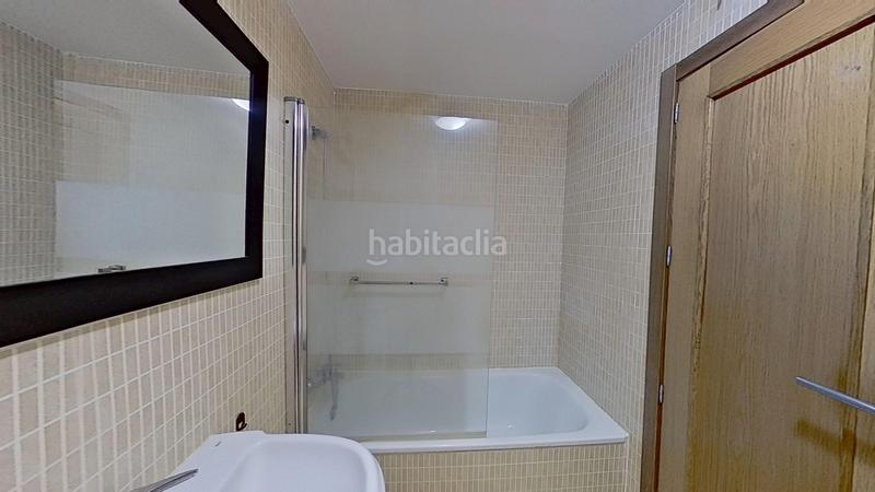 Foto f004d63a-63d3-4d69-883a-e535fca8fd95. Piso dúplex con terraza con vistas al mar en Liencres Piélagos