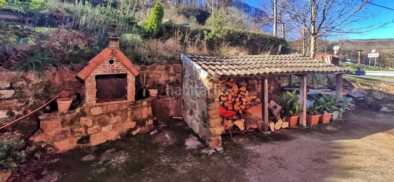 Foto 0949c8a5-b67d-4236-9759-d1cd9ca43058. Casa adossada amb aparcament a Luena