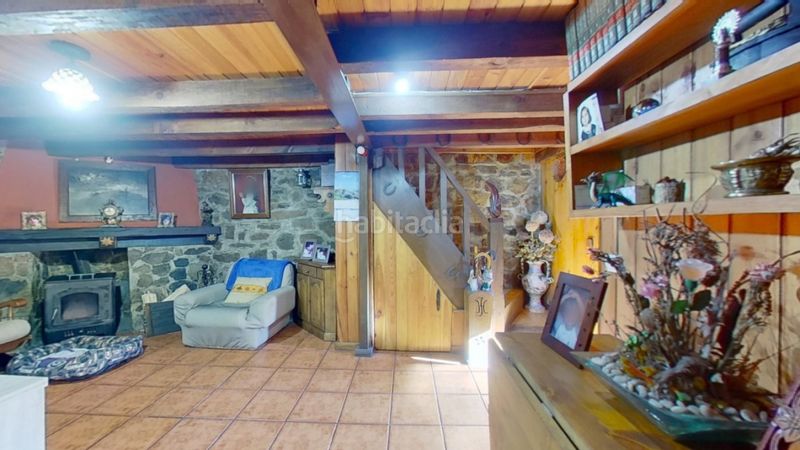 Foto 55a59d7c-7c50-4694-9d2d-5ae646dc616e. Casa adossada amb aparcament a Luena