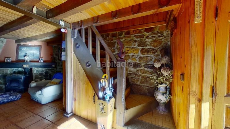 Foto 600a7ce2-e6dc-46ea-968a-b3bd0d9c5611. Casa adossada amb aparcament a Luena
