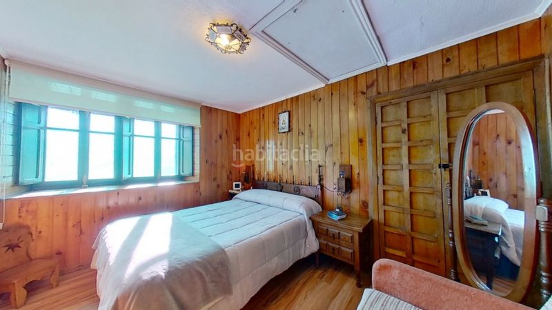 Foto f6f0c306-d42a-4888-b205-88f121520024. Casa adossada amb aparcament a Luena