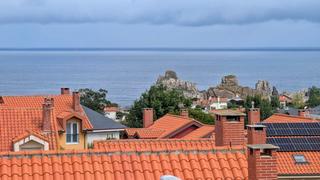 Pis  Liencres - barrio la iglesia. Luminoso dúplex con vistas al mar en liencres