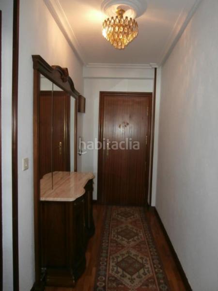 Foto 34a750f1-8876-4928-964a-f087a03cb1bd. Alquiler piso se alquila amplio y luminoso piso para estudiantes o profesores, todo exterior, en una inmejorable zona de la ciudad, al lado de l en Torrelavega