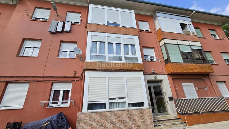 Foto 2de3a8fd-dfa9-4935-b7da-e7548085e555. Piso en barreda - cn la palmera 4 luminoso piso de cuatro dormitorios para entrar a vivir . en Torrelavega