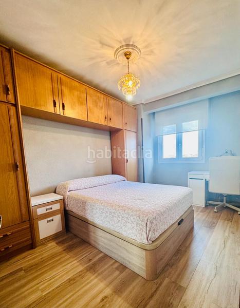 Foto 3329ae88-5937-4a88-8c7a-bd5b6ceaf782. Location appartement dans Los Castros Santander