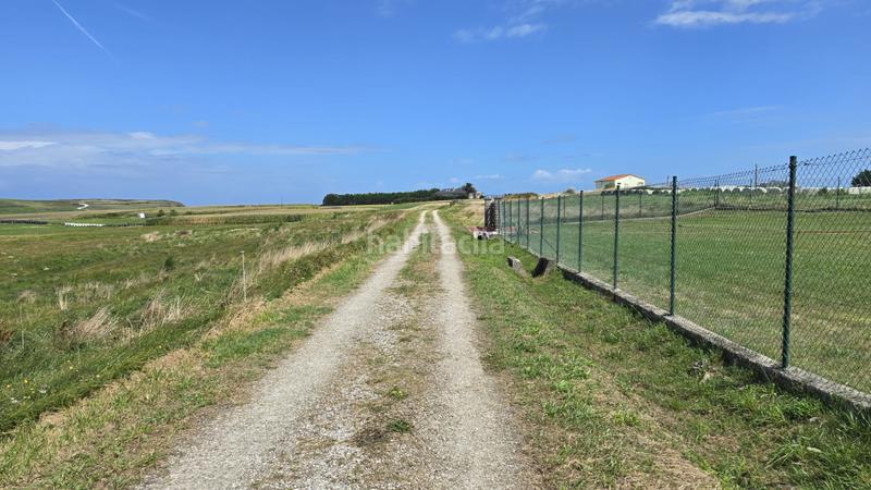 Foto 909d0d46-3b17-400c-a28a-506aedb69b7b. Terrain résidentiel dans tagle - dans Suances