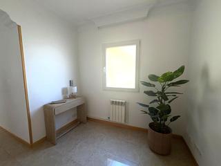 Rent Flat  Santander - calle lealtad. Piso de 4 habitaciones en calle lealtad