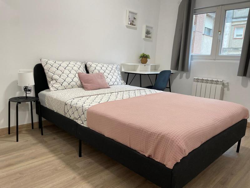 Foto 36f75a02-76f9-4e3e-b5dd-baa733419d6a. Location appartement avec chauffage dans Los Castros Santander