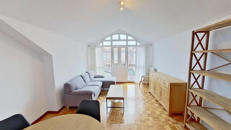 Foto 0121ea37-cdaf-4749-af9c-41171342cf2b. Àtic amb calefacció aparcament a Alisal - San Román Santander