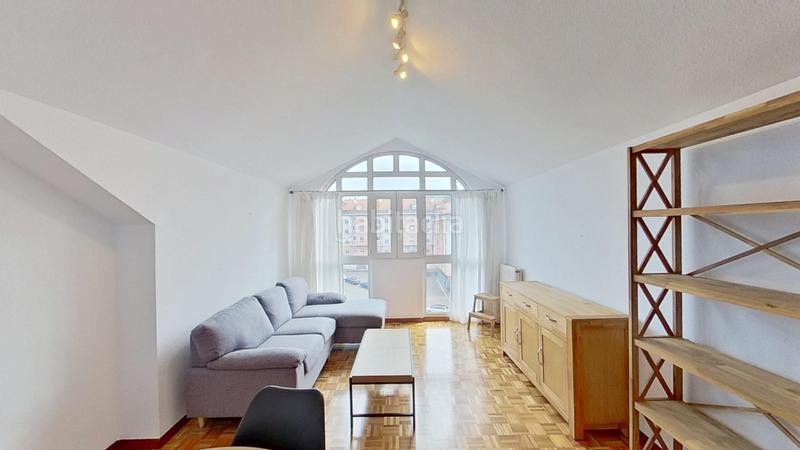 Foto 64d47544-2ecc-4139-abd4-6ea58c2a1331. Àtic amb calefacció aparcament a Alisal - San Román Santander