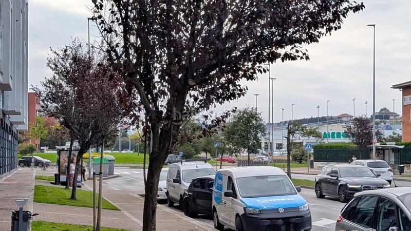 Foto 6beb7b1c-408d-42f8-a649-57bf25e7364d. Àtic amb calefacció aparcament a Alisal - San Román Santander