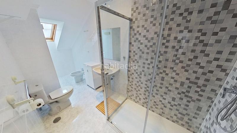 Foto 754c273b-3f32-4066-b14c-2dd491bfd358. Àtic amb calefacció aparcament a Alisal - San Román Santander