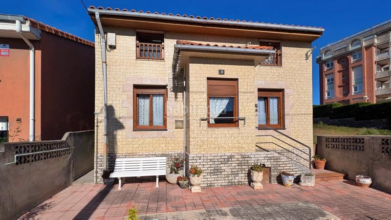 Foto 113be929-f2eb-46c7-9c34-ad1820721bfa. Haus mit heizung parking in Valdenoja Santander