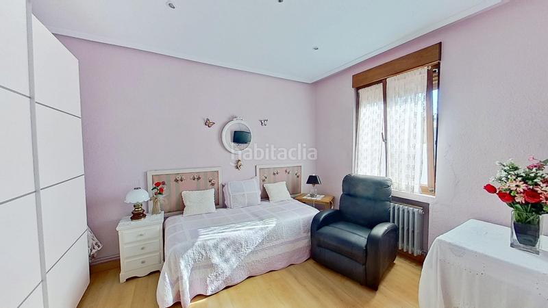 Foto 67915cbe-a1c7-47e2-9580-f726da83ea6b. Haus mit heizung parking in Valdenoja Santander