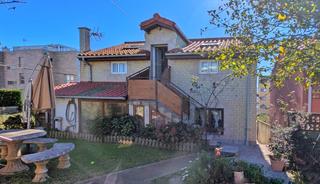 Haus in Valdenoja. Casa independiente con terreno en valdenoja