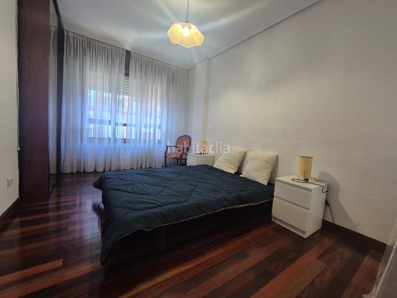 Foto eb99b769-e5fc-4910-8b4c-113b9c97dfac. Alquiler piso alquiler de piso con garaje incluido en el precio en Santander