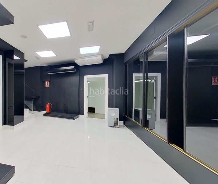 Foto 00f9654b-0f54-4e15-b797-9bdded2c98b2. Lloguer local comercial a Inmobiliaria - Barreda Torrelavega