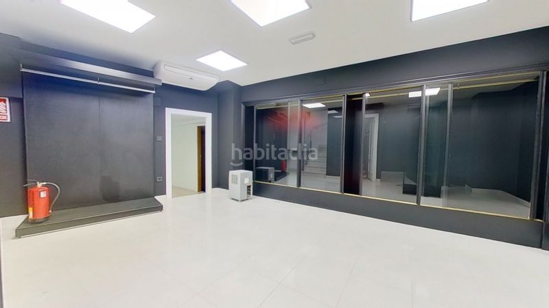 Foto 2b983130-16c7-4cc7-82f8-e571c1b1c737. Lloguer local comercial a Inmobiliaria - Barreda Torrelavega